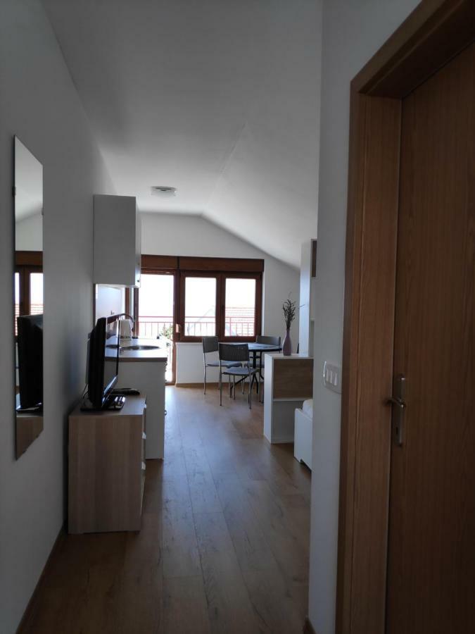 Apartman Anicic Podaca Luaran gambar