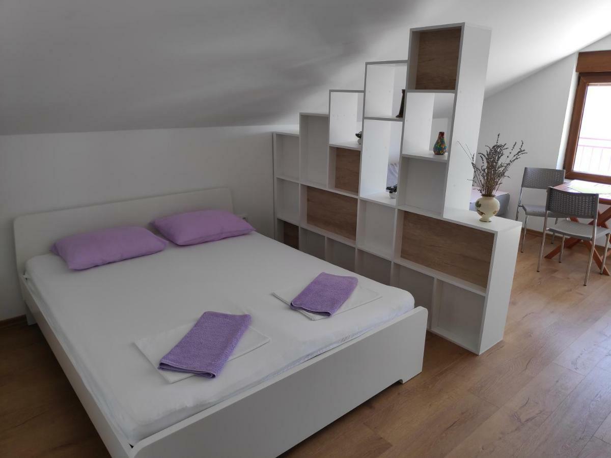 Apartman Anicic Podaca Luaran gambar