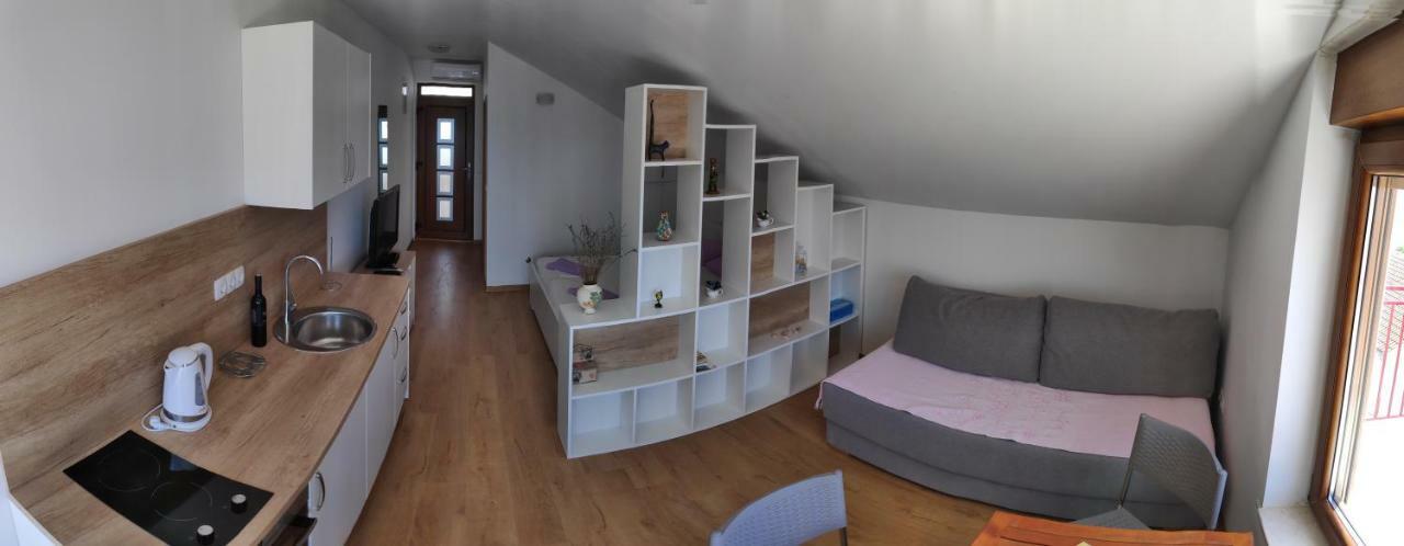Apartman Anicic Podaca Luaran gambar
